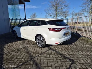 Renault Mégane Estate Renault Megane Estate 1.3 TCe Bose | Stoel verwarming | Leer - afbeelding nr 10