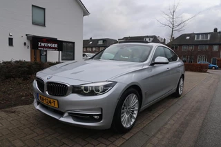 BMW 3 Serie Gran Turismo 320i Aut PANORAMADAK|TREKHAAK|HEAD-UP|360CAMERA|KEYLESS|ADAPTIVE CRUISECONTROL|DEALER ONDERHOUDEN