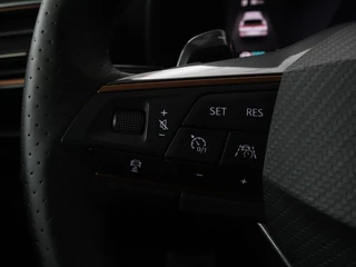 CUPRA Formentor CUPRA Formentor 1.4 e-Hybrid VZ | 245pk | Stoel & stuurverwarming | Carplay | Camera | Adaptive cruise | Navigatie | Sfeerverlichting | Keyless | Full LED | PHEV - afbeelding nr 19
