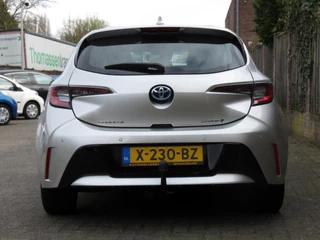 Toyota Corolla Toyota Corolla 1.8 Hybrid First Edition | STUUR+STOELVERWARMING | ADAPTIVE CRUISE CONTROL | NAVI | CAMERA | KEYLESS START | DAB+ | - afbeelding nr 21