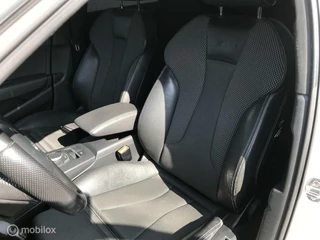 Audi A3 Audi A3 Limousine 2.0 TDI Ambition Pro Line S Veel uitstraling S-Line binnen en buiten Goed onderhouden Dist - afbeelding nr 11