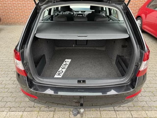 Škoda Octavia Skoda Octavia Combi 1.2 TSI Greentech Ambition Businessline - afbeelding nr 8