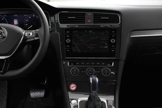 Volkswagen e-Golf Volkswagen e-Golf | Navigatie | Climate control | Virtuel Cockpit | Camera | Keyless | Bluetooth | Cruise Control | Lichtmetalen Velgen | - afbeelding nr 10