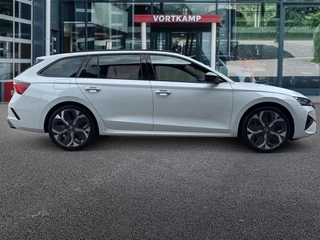 Škoda Octavia Škoda Octavia 2.0 TSI RS 265PK PANO-DAK/TREKHAAK/CAMERA/STOELVER/STUURVERW - afbeelding nr 4