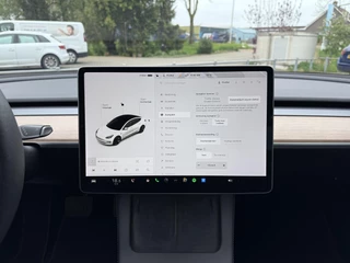 Tesla Model 3 Tesla Model 3 Range Plus RWD | Autopilot | Panorama | Facelift | - afbeelding nr 24