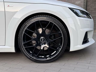 Audi TT Audi TT Roadster 2.0 TFSI Quattro S-Line B&O Virtual Stoelverwarming - afbeelding nr 39