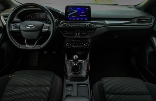 Ford Focus Ford Focus Wagon 1.0 EcoBoost Hybrid ST Line Business - afbeelding nr 8