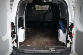 Ford Transit Courier Ford Transit Courier 1.0 | Marge | BTW & BPM Vrij | Airco | MF Stuur | Schuifdeur | Elek. ramen | 6 Versnellingen | Nieuwe APK | Onderhoudsbeurt - afbeelding nr 19