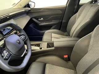 Peugeot 408 Peugeot 408 1.2 PureTech Allure Pack 130 Automaat | Comfort Pakket, Ergo comfort stoel , Electrische stoelverstelling LV, stoelverwarming | Camera | Navigatie | Climate Control | Dab | Led | Parkeer sensoren - afbeelding nr 18