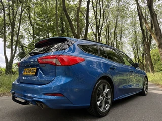 Ford Focus Ford Focus Wagon 1.5 EcoBoost ST Line Business - afbeelding nr 4