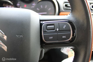Citroën C3 Citroen C3 1.2 PureTech S&S Shine, Stoel verwarming, Pdc + camera, App connect, Cruise, Half leder, Donkerglas, Clima, Navi. - afbeelding nr 26