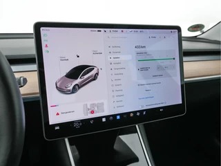 Tesla Model 3 Tesla Model 3 Long Range AWD 75 kWh [ 3-Fase ] (INCL-BTW) Aut. *PANO | AUTO-PILOT | LUXURY-LEATHER | KEYLESS | FULL-LED | MEMORY-PACK | SURROUND-VIEW | DAB | CARPLAY | DIGI-COCKPIT | LANE-ASSIST | COMFORT-SEATS | 19