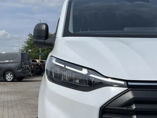 Ford Transit Custom Ford Transit Custom 320 2.0 TDCI L2H1 Trend Zuid | 136pk | Driver Assistance Pack | Stoelverwarming | Voorruitverwarming | Navigatie | Verlengde Fabrieksgarantie tot 08-2028 - afbeelding nr 2