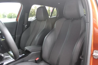 Peugeot 2008 Peugeot 2008 1.2 130PK GT | NAVIGATIE 10