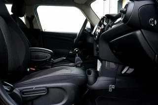 MINI Cooper Rijklaarprijs-Garantie Navigatie Led Airco 1e Eigenaar - afbeelding nr 25