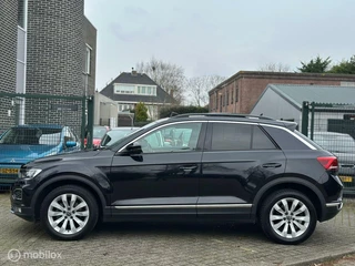 Volkswagen T-Roc Volkswagen T-Roc 1.5 TSI Sport Pano/Keyless/Camera - afbeelding nr 5