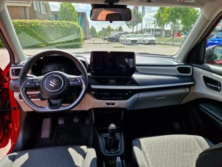 Suzuki Swift Suzuki Swift 1.2 Select S. Hybrid 5drs|Stoere Red & Black Edition Nieuwe model|Rijklaarprijs - afbeelding nr 15