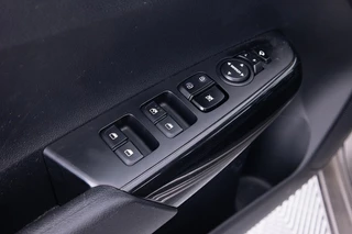 Kia Picanto Kia Picanto 1.0 CVVT DynamicPlusLine | ECC | NAVI | CAMERA | VELGEN - afbeelding nr 7