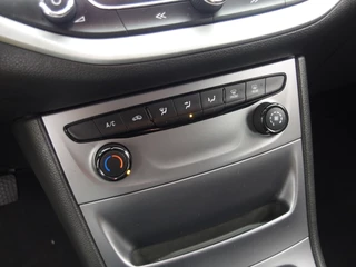 Opel Astra CARPLAY / NAVI / AIRCO / PDC / BLUETOOTH / CRUISE / NL-AUTO - afbeelding nr 12