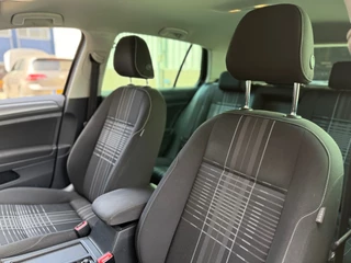 Volkswagen Golf Volkswagen Golf 1.4 TSI ACT Connected Series - afbeelding nr 34