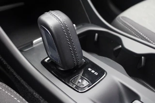 Volvo XC40 Volvo XC40 1.5 T5 Twin Engine Momentum Pro |Camera|Carplay| - afbeelding nr 18