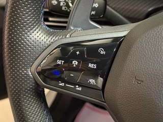 Volkswagen Golf Volkswagen Golf 8 2.0 TSI R 4MOTION Performance | Drift mode| Pano | AKRAPOVIC | Harman/Kardon | Stoelventilatie Side assist - afbeelding nr 26