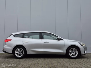 Ford Focus FORD FOCUS WAGON 1.0 ECOBOOST HYBRID/LED/TREKHAAK/CAMERA/CARPLAY - afbeelding nr 6