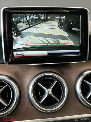 Mercedes-Benz A-Klasse Mercedes A45 AMG|Pano|Leer|Night|AMG Performance|Onderhoud| - afbeelding nr 17