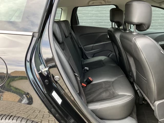 Renault Clio Renault Clio Estate 1.2 TCe Intens 120 pk AUT. | navigatie | bluetooth | camera | climate control | parkeersensoren - afbeelding nr 19
