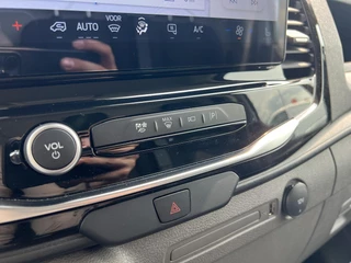 Ford E-Transit Ford E-Transit 350 L2H2 Trend 68 kWh 184pk | ZUID | Pro Power on board | Navigatie | Adaptieve Cruise |  Digitale binnenspiegel | Laadruimtebescherming | Reservewiel | H7 batterij | LED laadruimteverlichting - afbeelding nr 25
