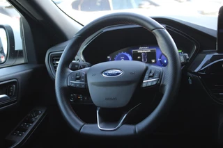 Ford Kuga Ford Kuga 2.5 PHEV ST-Line X | Wegklapbare trekhaak | Winter Pack | 19 inch velgen + rode remklauwen | Bang&Olufsen | Elektrische achterklep - afbeelding nr 15