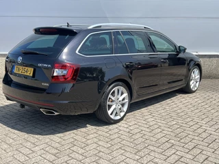 Škoda Octavia Škoda Octavia Combi 2.0 TSI RS 230 AUTOMAAT! PANODAK! ADAPTIVE CRUISE! AFN TREKHAAK! - afbeelding nr 3