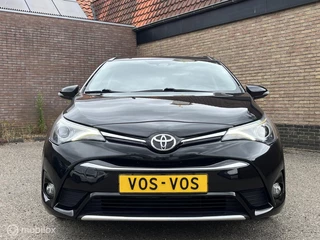 Toyota Avensis Toyota Avensis 1.8 VVT-i Dynamic | Camera| Stoelverw| AUT - afbeelding nr 11