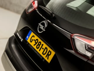 Opel Crossland X Opel Crossland X 1.2 Turbo Innovation Sport 131Pk (APPLE CARPLAY, GROOT NAVI, CLIMATE, KEYLESS, LM VELGEN, LEDER, SPORTSTOELEN, TREKHAAK, CRUISE, PARKEERSENSOREN, NIEUWE APK, NIEUWSTAAT) - afbeelding nr 32
