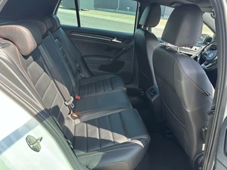 Volkswagen Golf Volkswagen Golf 2.0 TSI GTI Performance,DSG, PANO, ACC - afbeelding nr 13