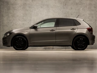 Volkswagen Polo Volkswagen Polo 1.0 TSI Sportline (APPLE CARPLAY, GETINT GLAS, PARKEERSENSOREN, SPORTSTOELEN, ADAPTIVE CRUISE, LED ACHTERLICHTEN, NIEUWE APK, NIEUWSTAAT) - afbeelding nr 2