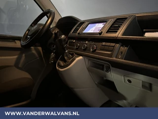 Volkswagen Transporter Volkswagen Transporter 2.0 TDI L2H1 Euro6 Airco | Navigatie | Cruisecontrol | Trekhaak | Leder stuurwiel Parkeersensoren - afbeelding nr 13