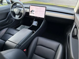 Tesla Model 3 Tesla Model 3 Standard RWD Plus 60 kWh - AUTOPILOT/PANO/NAP - afbeelding nr 13