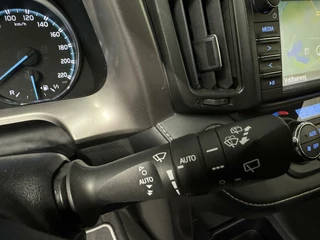 Toyota RAV4 Toyota RAV4 2.5 Hybrid Executive Business / Leder / Navi - afbeelding nr 34