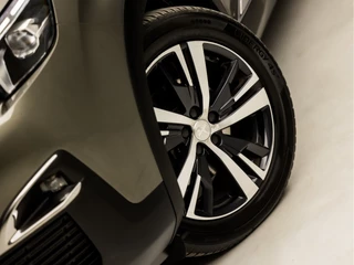 Peugeot 3008 Peugeot 3008 1.2 PureTech Sport Automaat (APPLE CARPLAY, GROOT NAVI, 360 CAMERA, TREKHAAK, LEDER, KEYLESS, SPORTSTOELEN, CRUISE, GETINT GLAS, NIEUWE APK, NIEUWSTAAT) - afbeelding nr 33