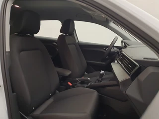 Audi A1 Sportback Audi A1 Sportback 30 TFSI 110pk S-Tronic S-Line Climatronic, App connect, Cruise control - afbeelding nr 4