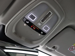 Volvo XC60 Volvo XC60 T8 PLUG-IN HYBRID LONG RANGE ULTIMATE DARK SCHUIFDAK 360GR CAM 2 - afbeelding nr 33