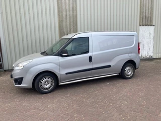 Opel Combo Opel Combo 1.6 Cdti 105 Pk L2 H1 EURO 6 Airco PDC Sidebars Cruise Control Trekhaak - afbeelding nr 2