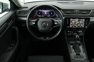 Škoda Superb Skoda Superb 1.4 TSI iV Business Edition Plus | Trekhaak | Stoelverwarming | Camera | Carplay | Virtual Cockpit | Keyless | Full LED | Memory | Navigatie - afbeelding nr 3