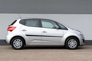 Kia Venga Kia Venga 1.4 CVVT Vibe Panodak, navigatie, achteruitrijcamera - afbeelding nr 5