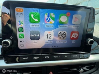 Kia Picanto Kia Picanto 1.0 67pk Automaat  Stoel en Stuur verwarming ,  Navigatie / Apple carplay  / Android auto , Achteruit camera , Bluetooth , Priveglas , Chrome handgrepen , Sport Velgen ,  9.500km !! - afbeelding nr 25