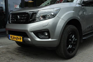 Nissan Navara Nissan Navara 2.3 DCI DUBBEL CABINE N-GUARD A/T 5 SITZ 4WD VAN - afbeelding nr 24