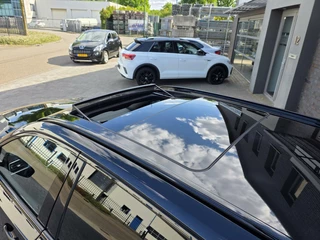 BMW 3 Serie BMW 3-serie Touring 330e LCI|Msport|HUD|H&K|Mstoelen|PANO|Curved - afbeelding nr 19