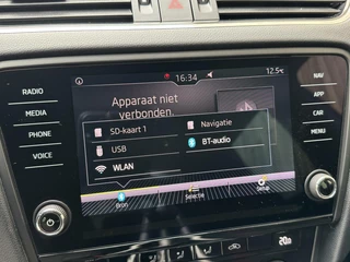 Škoda Octavia Skoda Octavia Combi 1.0 TSI Sport Navigatiesysteem | Trekhaak | Apple CarPlay | Climate control | Cruise control | Getint glas | Parkeersensoren achter - afbeelding nr 16