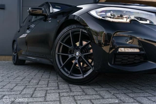 BMW 3 Serie BMW 318i M Perf | Harman Kardon | Pano | Dealer Onderhouden - afbeelding nr 3